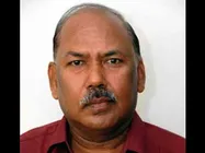  రోడ్డు ప్రమాదానికి గురైన ‘వెన్నెలకంటి’