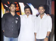 శిరీష్‌ హీరో అంటే షాకయ్యాం: ఫ్యాన్స్‌ మీట్లో చిరు (ఫోటోలు)