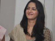 ఏంటీ..ఆ బూతు కథ అనుష్క తోనా..?