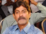 జైబోలో తెలంగాణ: వార్నింగ్ గుర్తు చేసుకున్న జగపతి, ఇక ఇబ్బంది ఉండదని కేటీఆర్ భరోసా!