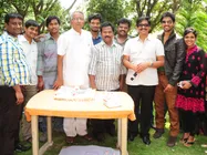 యమలీల-2 సెట్లో సెలబ్రేషన్స్ (ఫోటో)