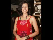 బాబు... హంసానందిని పై మోజు పడ్డాడు