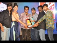 రైటర్ల ‘పవర్’ చూపించాడు...(ప్లాటినమ్ డిస్క్)