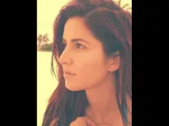 సెక్సీ సుందరి..తొలి ఎక్సక్లూజివ్ సెల్ఫీ(ఫొటో)