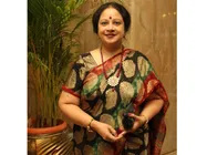  సీనియర్ నటి ఇంట్లో  దొంగతనం..పోలీస్ ధర్యాప్తు