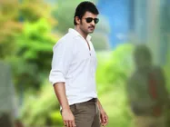 లీక్ వీడియో: మహేంద్ర యాడ్ షూటింగ్ లో ప్రభాస్