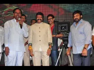 కేసీఆర్ నోట 200 డేస్ మాట: బాలయ్య ‘గౌతమీపుత్ర శాతకర్ణి’ లాంచ్ (ఫోటోస్) 