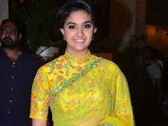 కీర్తి సురేష్ సూపర్ లక్కీ, ఎవరి ప్రక్కన ఓకే అయ్యిందో తెలిస్తే కంగ్రాట్స్ చెప్తారు