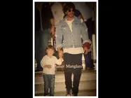   అర్ధరాత్రి బీచ్‌లో.. ప్రేమికుల రోజున షారుక్ ఏం చేశాడో తెలుసా.. 