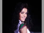 అమ్మా నాన్నలకోసమే వర్జినిటీ  : రంగం హీరోయిన్  పియా బాజ్‌పాయ్  