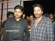 పవర్ స్టార్ సినిమాకు క్రేజీ టైటిల్.. రామోజీలో దుబాయ్ మేడ.. పవన్ కోసం త్రివిక్రమ్ భారీ సెట్..