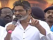 నేను మూర్ఖుడిని.. ఎవ్వరినీ వదలను: జగపతిబాబు ఉద్వేగంగా మాట్లాడాడు 