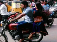 సాయిపల్లవితో నాని బైక్ షికారు: వరంగల్ ఫిదా అయ్యింది 