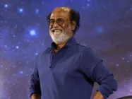 రజినీకాంత్ పై దాడి మొదలైందా: స్కూలుకు తాళం పెట్టారు 