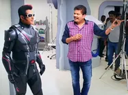 రోబో కథకీ 2.0 కీ సంబంధం లేదు: బాంబు పేల్చిన శంకర్, అసలు కథ ఇదేనా?? 