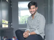 రాజమౌళి అంత డైరెక్టర్ అవ్వాలనే క్యారెక్టర్, కానీ అన్నీ అప్పులే... (హీరో ఆది ఇంటర్వ్యూ)