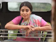 నగలు, చీరలు కొంటూ దొరికిపోయిన శ్రీయ..... పెళ్లిపై క్లారిటీ ఇచ్చింది!