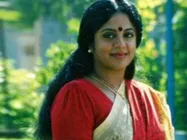 వేలానికి దివంగత నటి ఇల్లు: రంగంలోకి ఐటీ శాఖ..