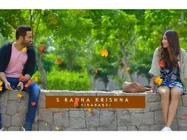 వీడియో: నిన్న మాస్.. నేడు రొమాన్స్.. హీరోయిన్‌తో గోడపై ఎన్టీఆర్, మోషన్ పోస్టర్ వచ్చేసింది!