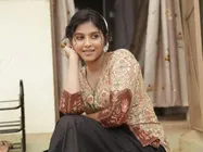 దోసె పెనంతో డైరెక్టర్ ముఖం పగులగొట్టిన అంజలి, తీవ్ర గాయం.. అసలేం జరిగిందంటే! 