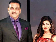 బాలీవుడ్ హీరోయిన్‌తో రవిశాస్త్రి డేటింగ్.. సైఫ్ మాజీతో అఫైర్.. భార్యకు గుడ్‌బై చెప్పి..