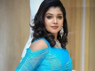 కౌశల్‌ని మించిపోయిందే.. శ్రీలంకలో కూడా ఆమెకు ఆర్మీ ఉందంట!