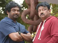 పూరి జగన్నాథ్, ఆర్జీవీ మధ్య చిచ్చు.. పవన్ కళ్యాణ్ కోసమేనా.. వర్మ రియాక్షన్!