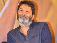 ‘ఆపరేషన్ గోల్డ్ ఫిష్’ లుక్ లాంచ్ చేయబోతున్న త్రివిక్రమ్