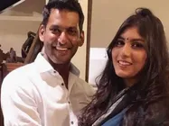 విశాల్, అనీషా ఎంగేజ్మెంట్.. సీక్రెట్‌గా హైదరాబాద్‌కు, అతిథులు వీళ్ళే!