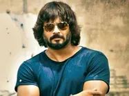 పోర్న్ చూసే మానసిక రోగివి.. విదేశాల్లో ఉండే నీకేం తెలుసు..  ఎన్నారై దుమ్ము దులిపిన హీరో మాధవన్