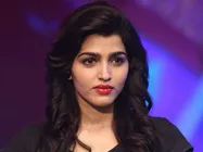  వైరల్ వీడియో : హీరోయిన్ స్టంట్స్ చూసి ఆశ్చర్యపోతున్న ఫ్యాన్స్!