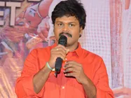 సప్తగిరిని నమ్ముకుంటే.. 200 కుటుంబాలు బతుకుతాయి.. డిస్టిబ్యూటర్ సెన్సేషనల్ కామెంట్