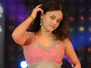 వ్యాధి ముదిరింది: ఆసుపత్రి పాలైన ప్రముఖ హీరోయిన్