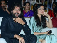 డియర్ కామ్రేడ్ ప్రీ రిలీజ్ బిజినెస్: విజయ్ దేవరకొండ కెరీర్లోనే హయ్యెస్ట్!