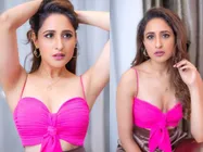 పరేషాన్ చేస్తున్న ప్రగ్యా జైస్వాల్.. ఒంటిపై అదొక్కటే.. గతంలో ఎప్పుడూలేని విధంగా క్లీవేజ్ షో..