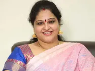 సురేఖ ఇంటికి పిలిచింది.. రంగమ్మత్త క్యారెక్టర్ అందుకే వదిలేశా.. సీక్రెట్స్ రివీల్ చేసిన రాశీ