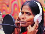 బాగా పెరిగిన రాణూ పొగరు! ఏయ్ టచ్ చేయకు అంటూ నానా హంగామా.. నెట్టింట వైరల్ వీడియో